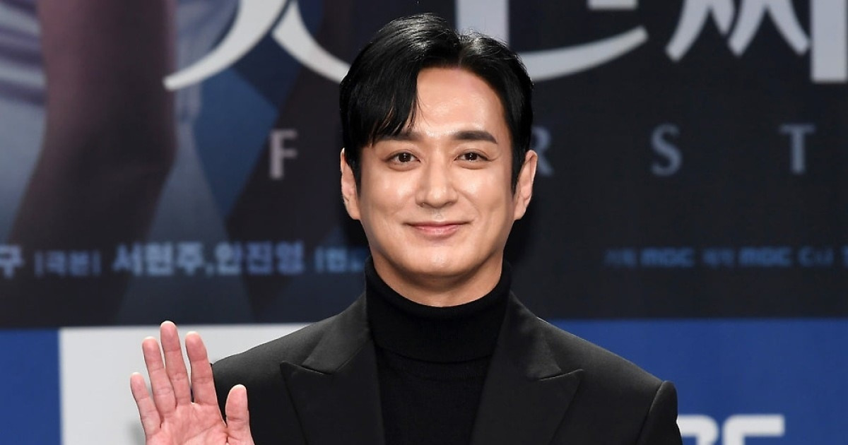 장서희와 ♥핑크빛은 어쩌고…이재황, 5년 공백에 입 열었다