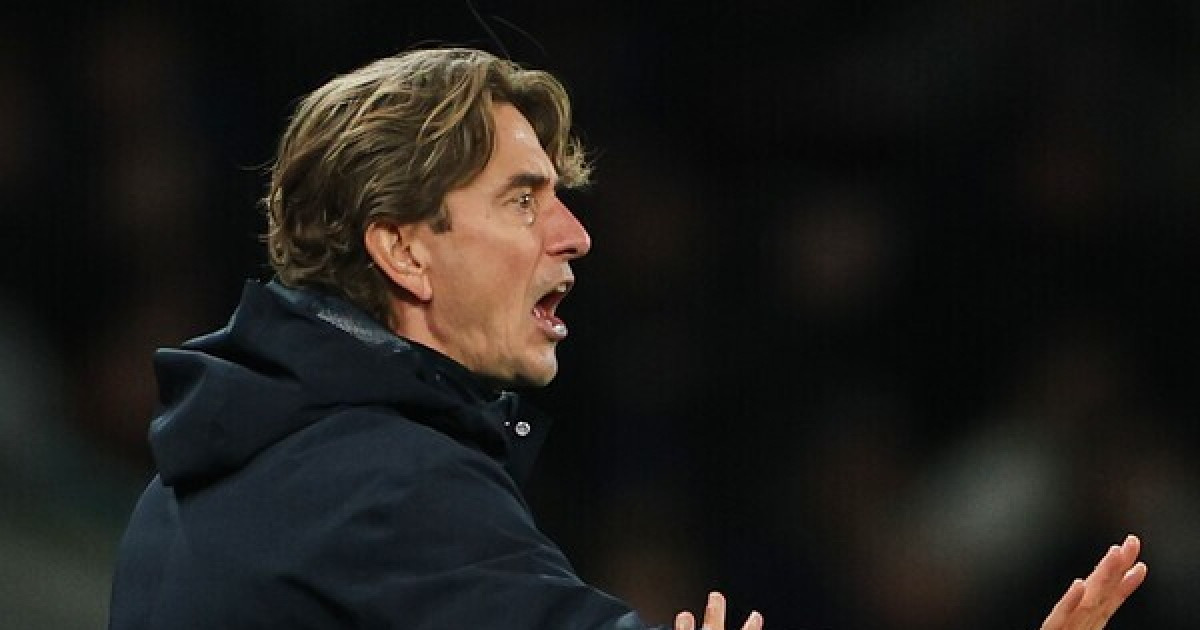 '0-3 참패' 토트넘 프랭크 감독 "간단한 패스조차 못한 형편 없는 경기…화가 나"