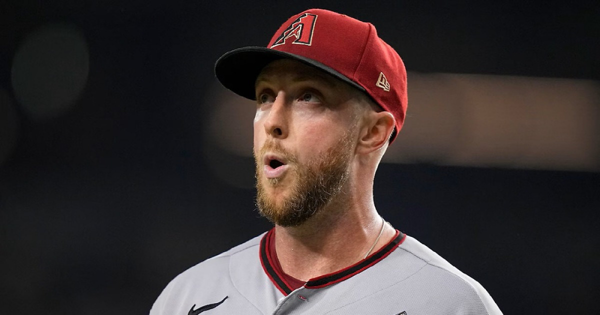 '한국 떠나 1181억 잭팟' 류현진 뛰어넘는다…"최악의 선발투수" 혹평 뒤집고 드라마 썼다