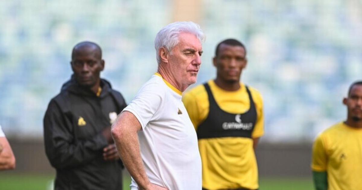 홍명보 감독의 적수는 '막말의 황제'? 브로스 감독 인종 차별+성 차별 2콤보에 남아공 발칵, "혼내서 백인으로 만들겠다"