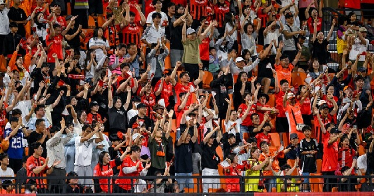 [오피셜] '2년 연속 상스행' 강원, 홈경기 안전경영시스템 인증 획득... 김병지 대표, "경기장 안전 강화할 것"