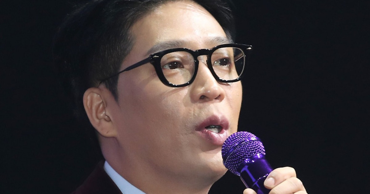 MC몽, 박나래 향해 “공직자들은 사고 쳐도 출근한다… 숨지 말라”… 지지 후 비공개