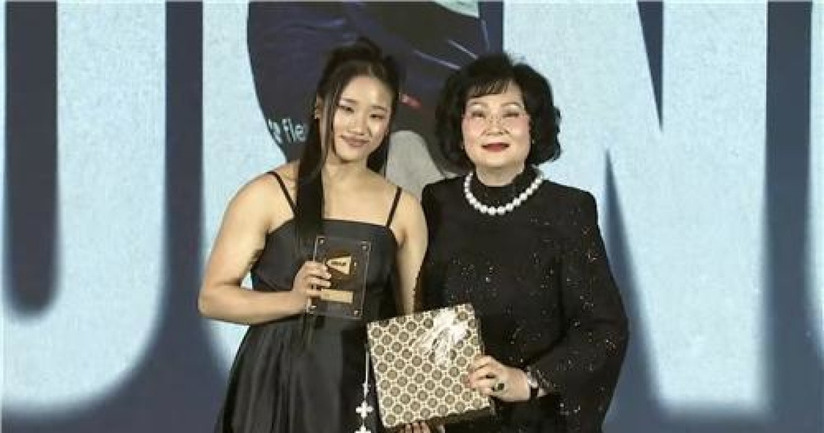 배드민턴 스타 안세영, 3년 연속 BWF 올해의 여자 선수 선정