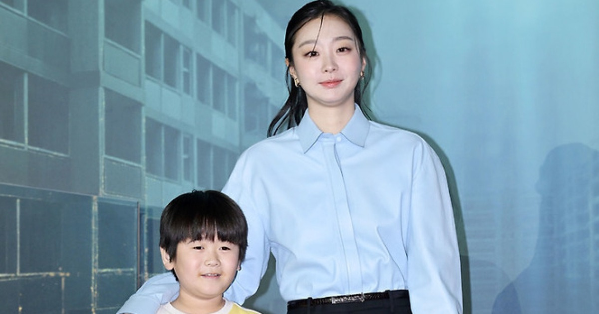 [포토] 권은성-김다미 '아들과 엄마'