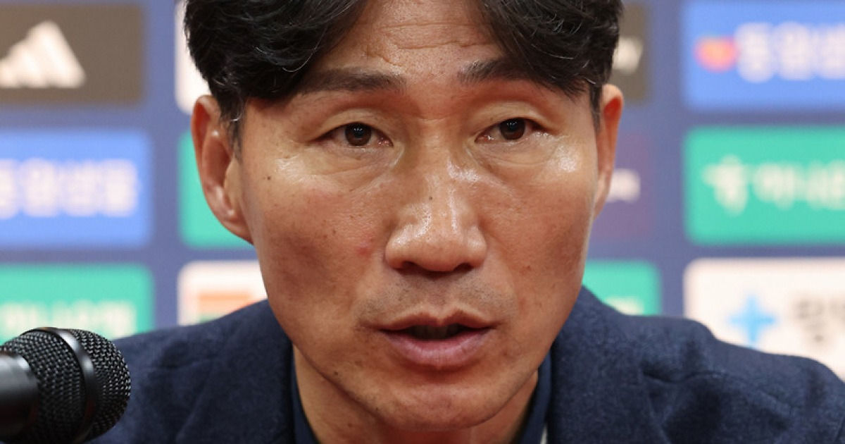 [현장인터뷰]'K리그1 생존경쟁' 이영민 부천 감독 "스쿼드 구성 신중…심혈을 기울여야 한다"
