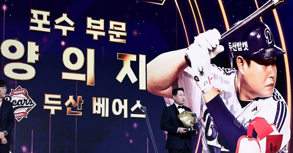 "(최)형우형보다 야구 오래 하겠다" 선언, 15년째 2명만 싹쓸이…대체자 절대 안나오나?