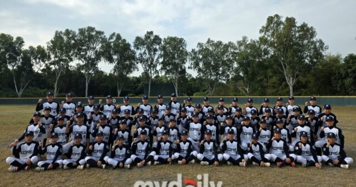배움 안고 돌아왔다...‘한국 야구의 미래’ 대한유소년야구연맹 20기 대표팀, 대만 국제교류전 마치고 귀국! 이상근 회장 “선수들 자랑스럽다” [MD현장]