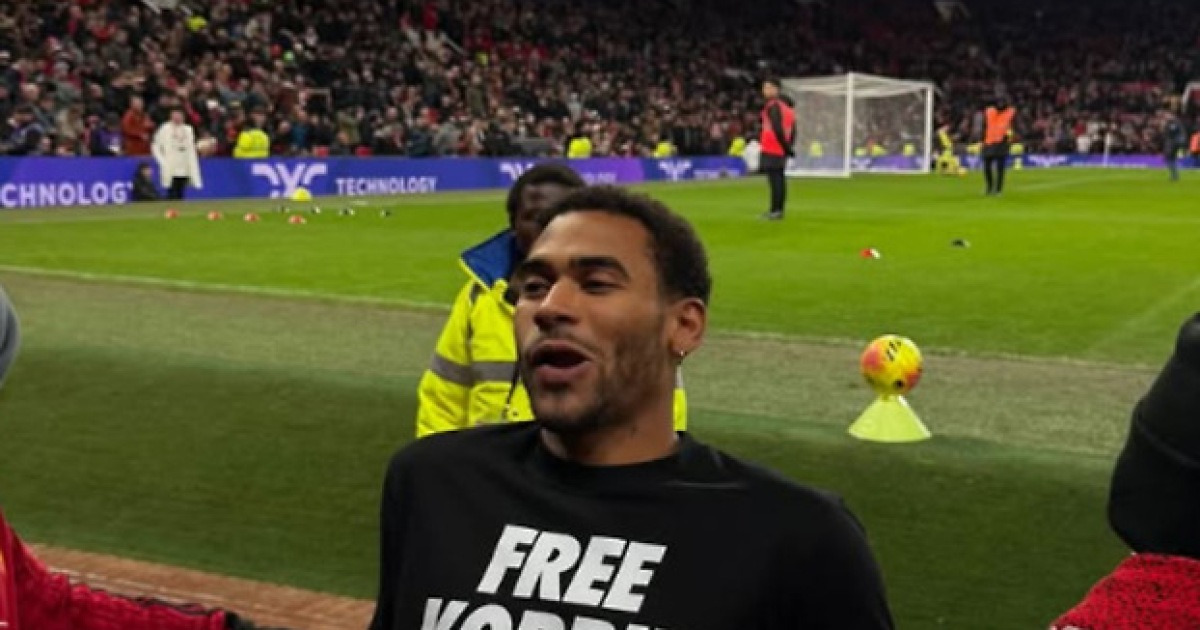 "코비 마이누를 풀어줘" 올드 트래퍼드에서 외친 마이누 형의 메시지