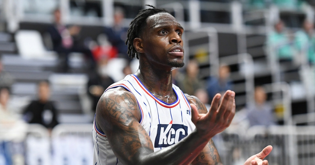 결국 터지고만 세금 분쟁…라건아, KCC 상대 4억대 소송에 타구단들의 불만은 가스공사로