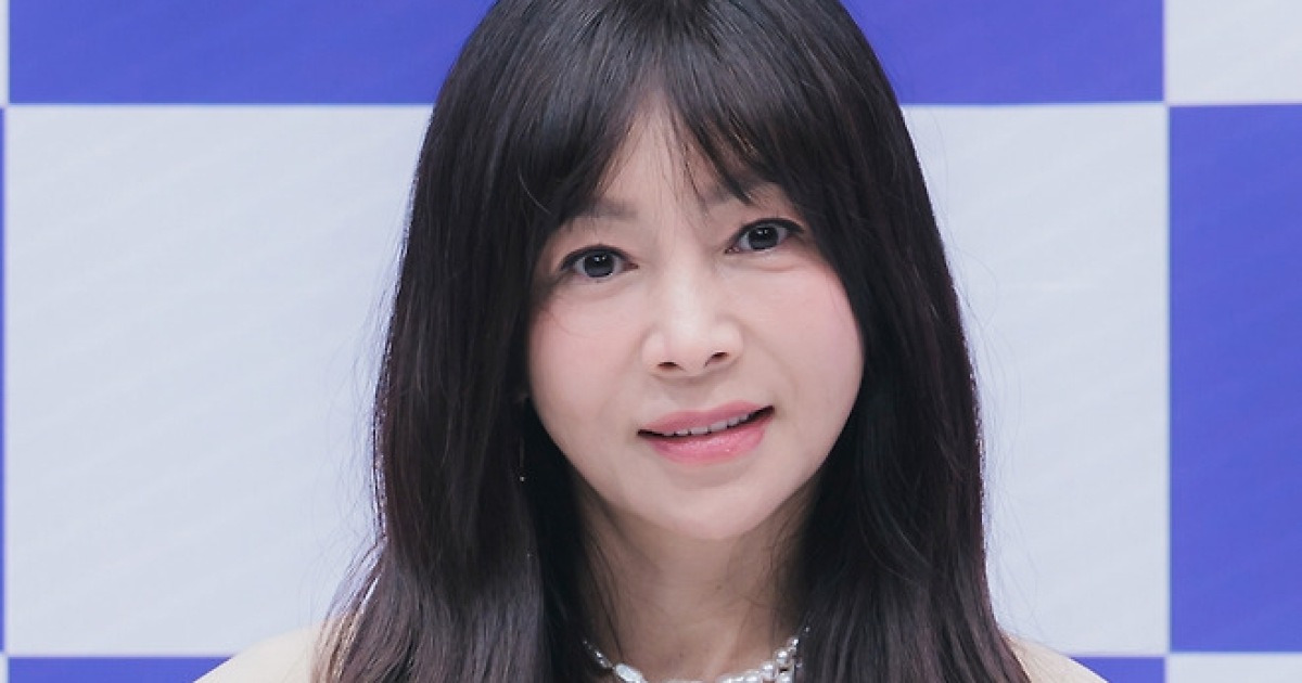 '이진이 맘' 황신혜, 박원숙 '7년 지킨 자리' 꿰찼다..싱글맘 버전 '같이 삽시다' 확정 [공식]