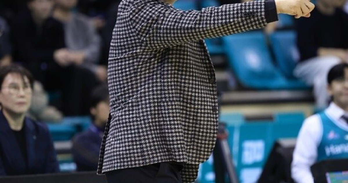 ‘단독 1위’ 이상범 하나은행 감독, “이번 주 3경기가 분수령이다”