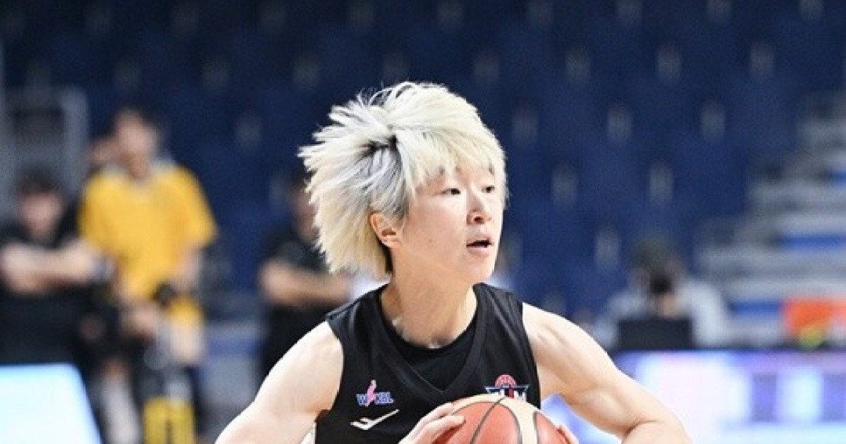 [BK 리뷰] ‘안혜지 3점 폭발’ BNK, 하나은행 ‘창단 첫 7연승 저지’