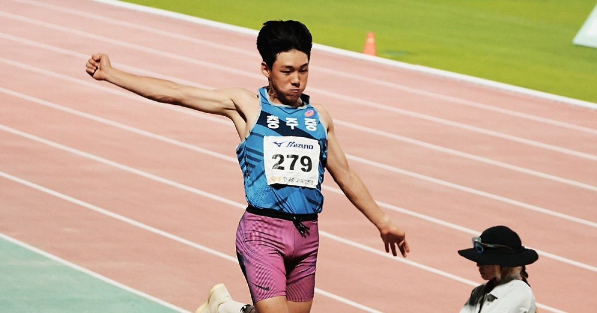 한 달 훈련으로 소년체전 금…멀리뛰기 기대주 ‘람보르제트기’ 박상현