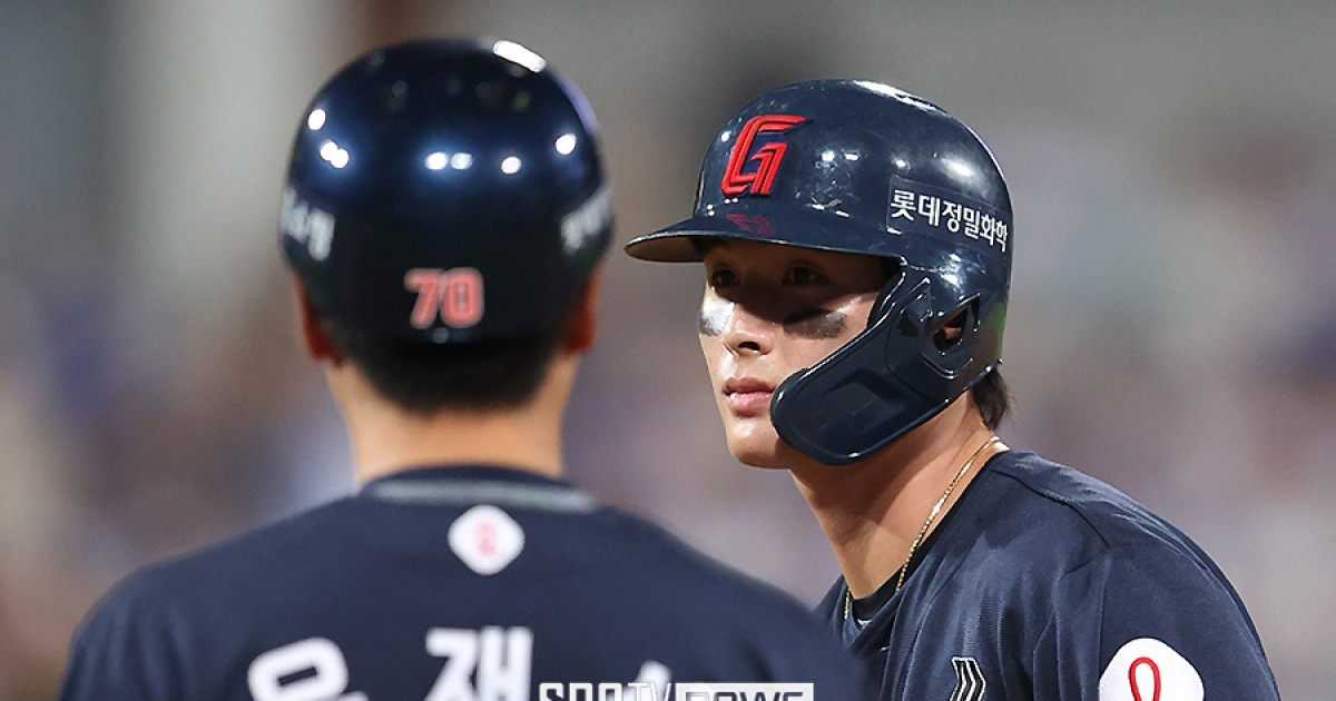 이래서 롯데가 추락했구나…타선 핵심 4총사 홈런 반토막, 2군 홈런왕 1명보다 적었다 '내년에는 반등 필수'