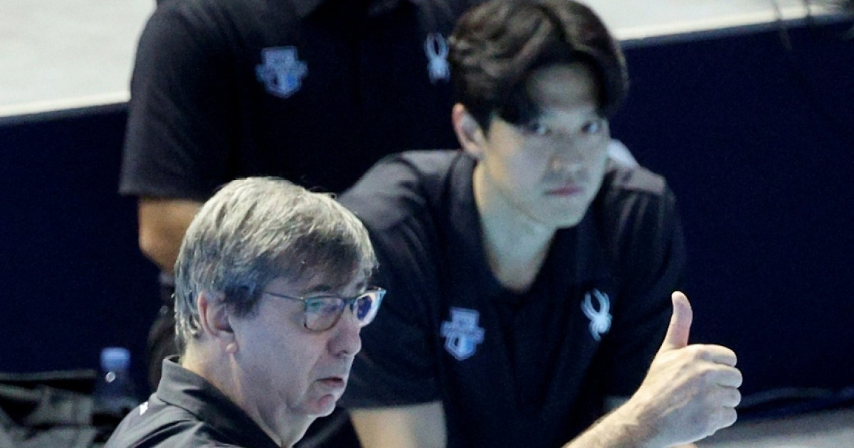 [한번에쓱]'소문난 잔치1-2위전이었건만' 현대캐피탈 3-0셧아웃시킨 대한항공