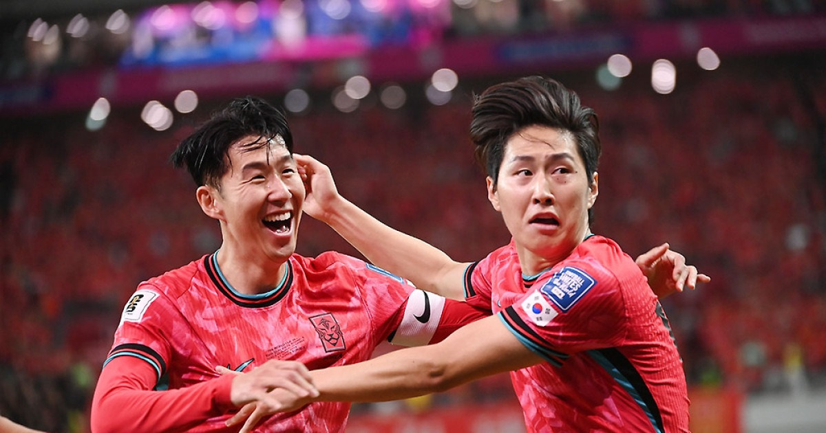 '우승후보' 韓 축구, 日 박살!…"손흥민 등 활약하면 4강 신화 이상 재현"→AI도 8강 진출 전망+"일본 16강 이상 없잖아"