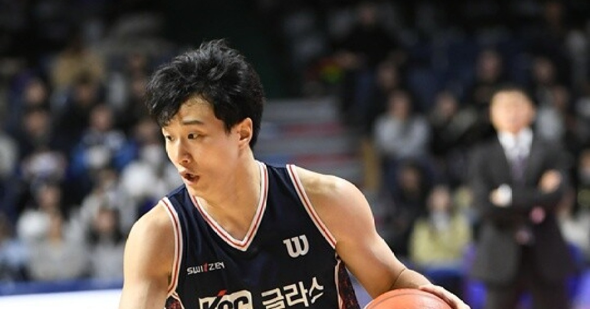 [BK 리뷰] ‘허웅 맹폭+나바로 깜짝 활약’ KCC, 라건아 내세운 한국가스공사 격파 … ‘4연승’ 및 ‘홈 4연승’