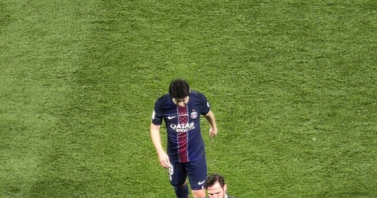 [BE.현장] 결승 무대서 쓰러졌다… 허벅지 걷어차인 이강인, 인터콘티넨탈컵 결승 전반 35분 만에 부상 교체 아웃