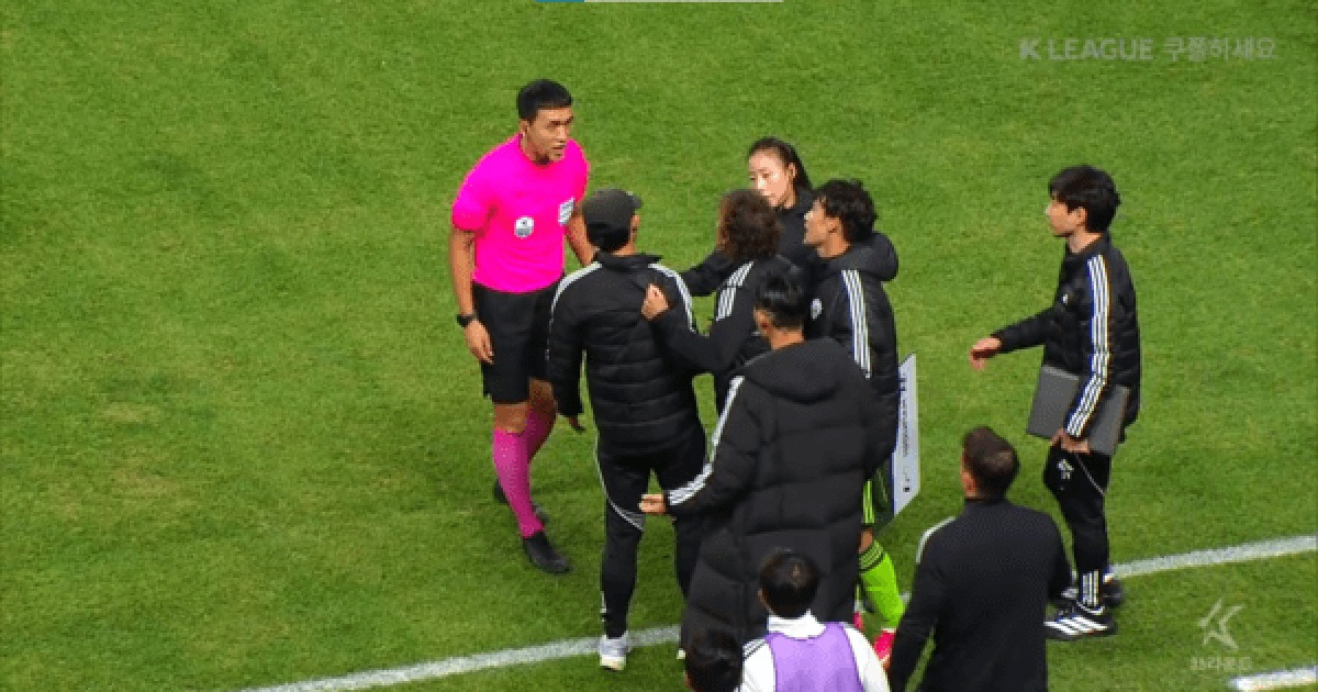 [공식발표] KFA, 또 심판 '솜방망이' 처벌...'무단 인터뷰' 김우성 주심 3개월 배정 정지→2026시즌 복귀 가능