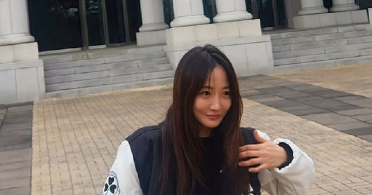 '남편 사별' 배우 사강, 구혜선 이은 만학도···제 2 인생 시작 "22년 만에 대학생"