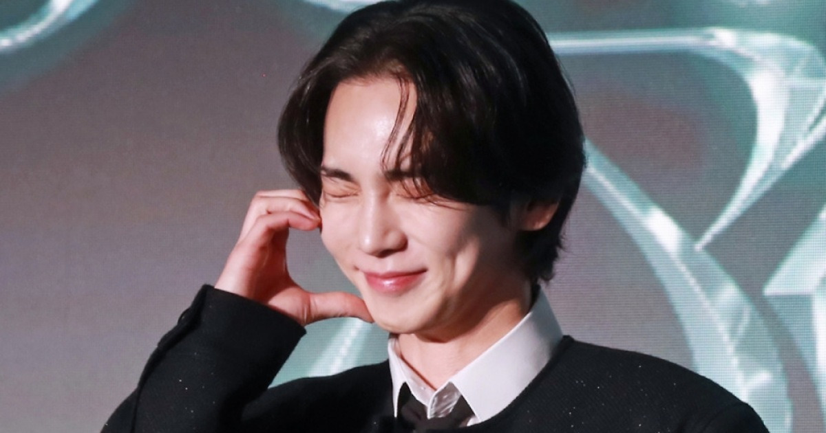 대중은 매우 혼란스럽다..샤이니 키, '주사이모' 사과 직전 팬사인회서 '하트' 발사 [스타이슈]