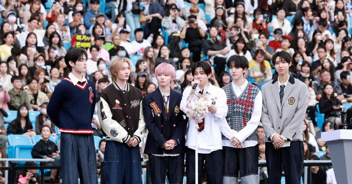 킥플립 'AAA Best New Artist'[★포토]