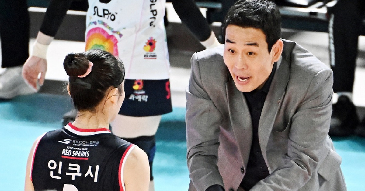 염혜선까지 왔는데 1대3 역전패. 고희진 감독 "이게 우리 전력. 인쿠시는 무난한 데뷔"