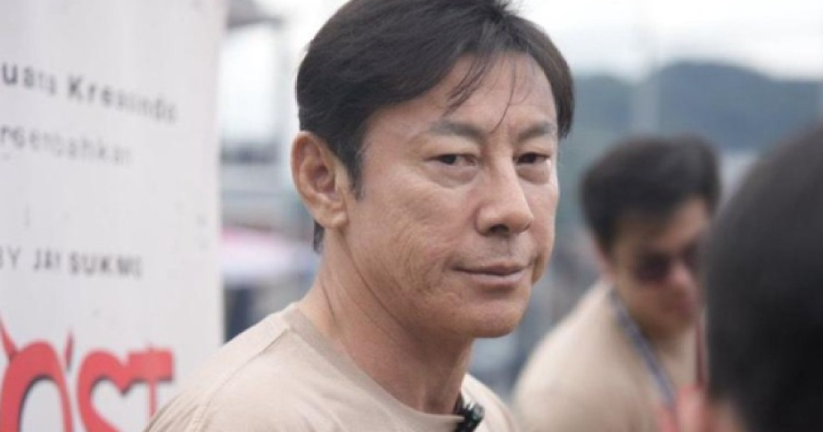 ‘선수 폭행 논란’ 신태용 감독, 인도네시아 재난 지원 화제…“신태용은 수마트라 재난에 연대했다”