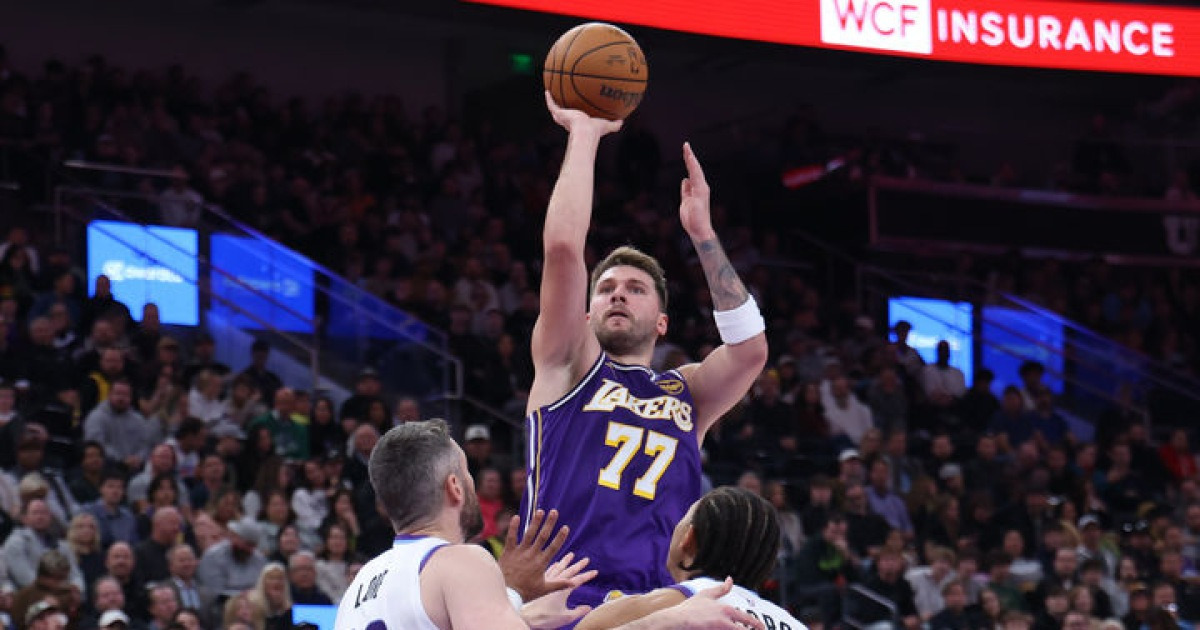 NBA 레이커스, 유타 143-135 격파…돈치치 트리플더블 맹활약