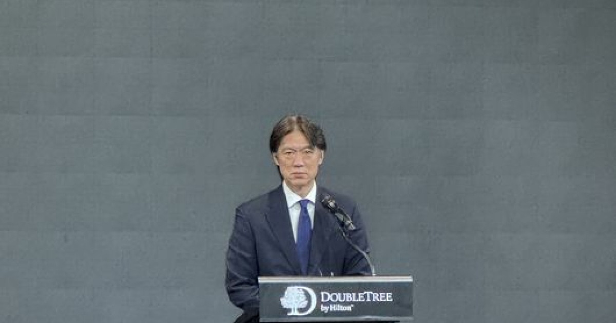 홍명보 감독 "유소년 축구 발전 위해 꾸준히 노력하겠다"... 꿈나무 20명 장학생 선발[오!쎈 현장]