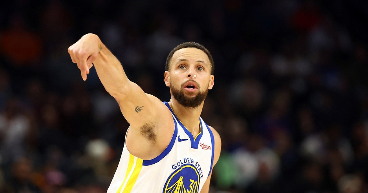 답이 보이지 않는 GSW, 피닉스에 1점차 패배···커리 복귀 후 ‘3연패’