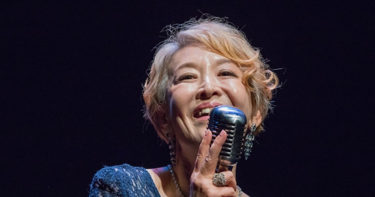 "故 윤석화, 나의 우상..영원히 가슴에 남겨두겠습니다"  38년차 배우 문희경, 먹먹 추모