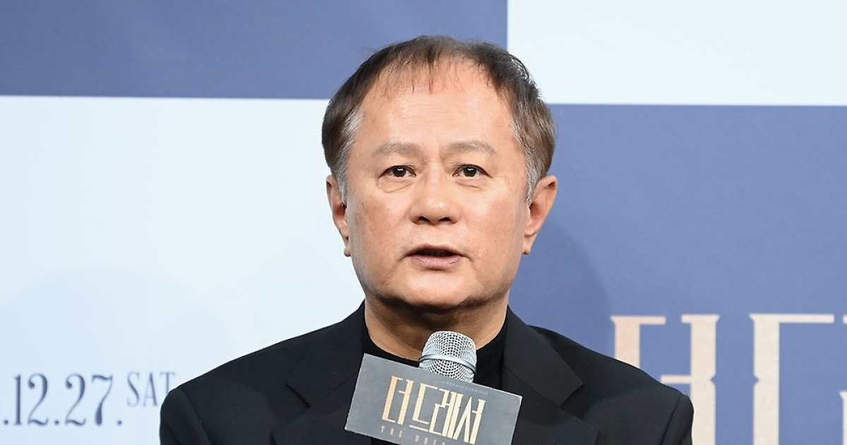 '더 드레서' 송승환