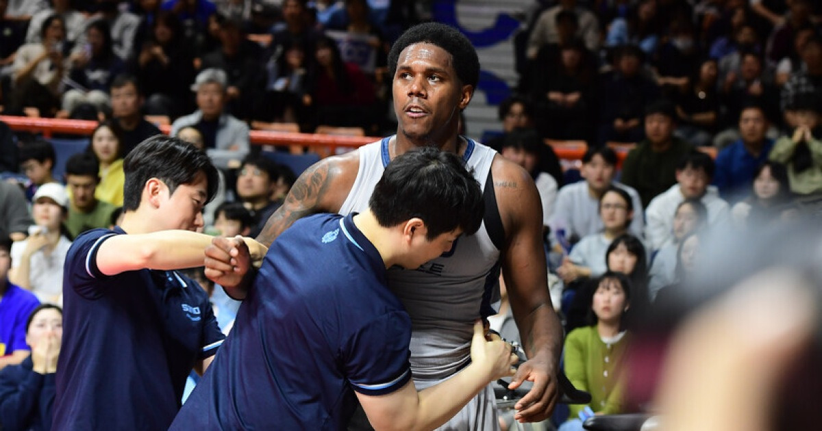 한 포제션에 자유투 5개·공격권 헌납? 부산서 무슨 일이…정규시즌 역대 5호 실격 퇴장 파울