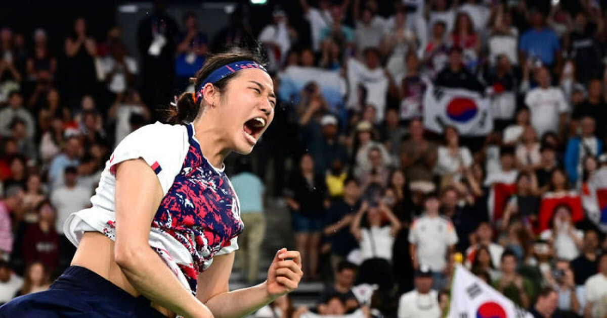 '라이벌' 상대로 '벽' 느끼게 만든 안세영, 야마구치 2-0으로 제압하고 단숨에 결승 진출...'역대급' 우승 도전