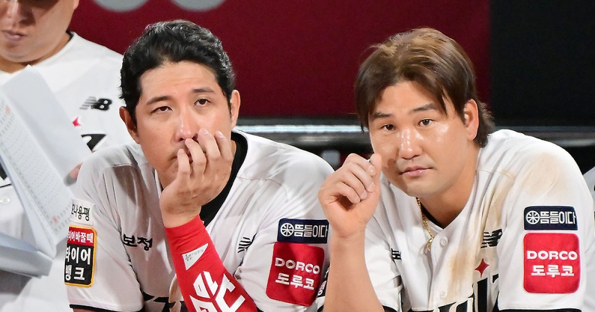 "창피하게 은퇴하기 싫었다" KT 황재균 '눈물의 작별 인사'…"30년 동안 했던 야구, 그만두는 게 맞나 생각도"