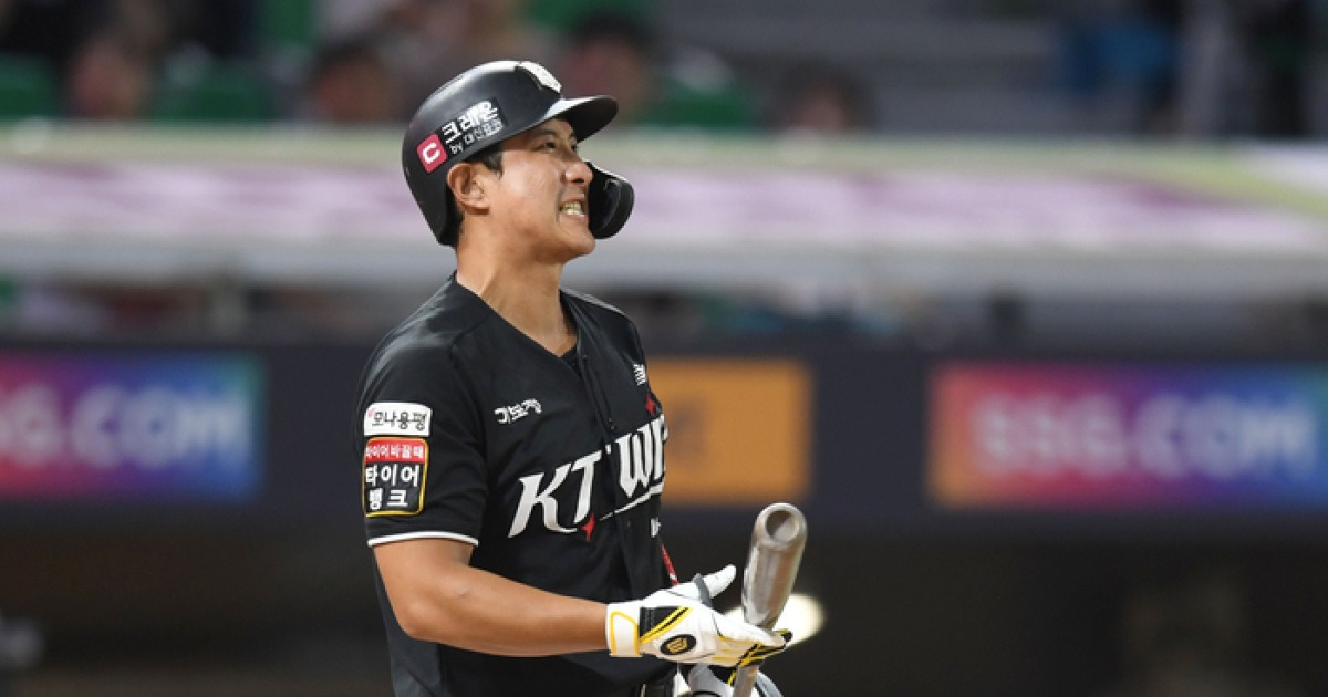 “야구는 내 인생의 전부였다” KT 황재균, 1년 계약 제안 뿌리치고 ‘전격 은퇴’ 선언