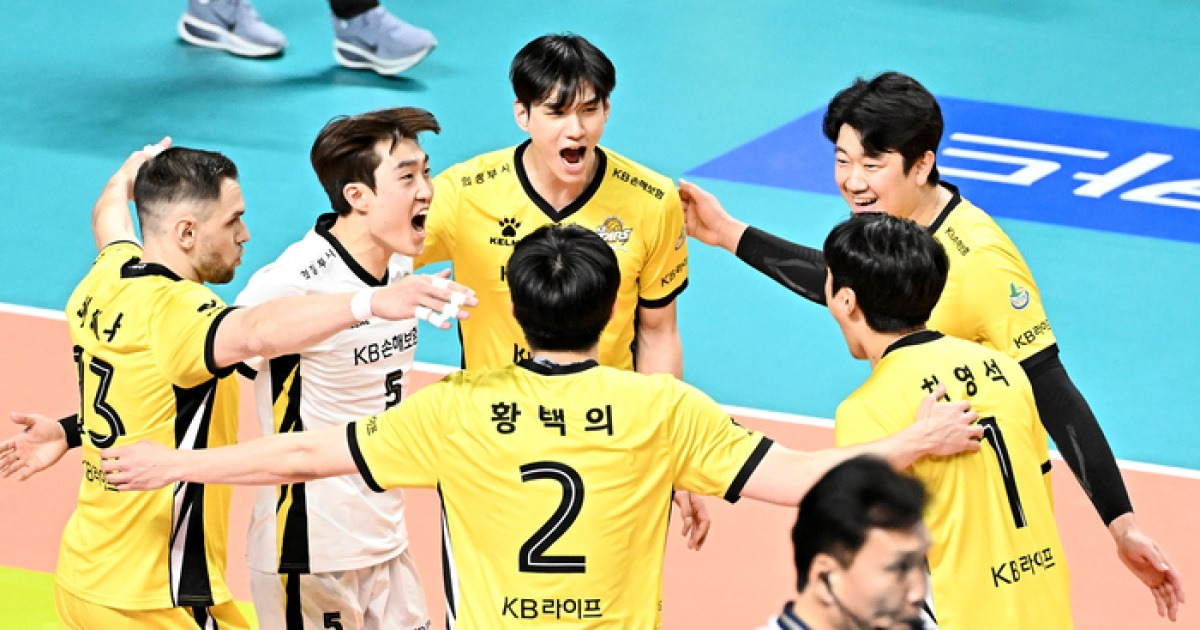 ‘3510명 매진 열기’ 극복한 KB손해보험 집중력 빛났다…우리카드 3-1 잡고 현대캐피탈 1점 차 맹추격[현장인터뷰]