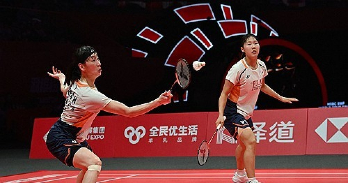 '해냈다' 배드민턴 女 복식 백하나-이소희, 왕중왕전 2연패 쾌거