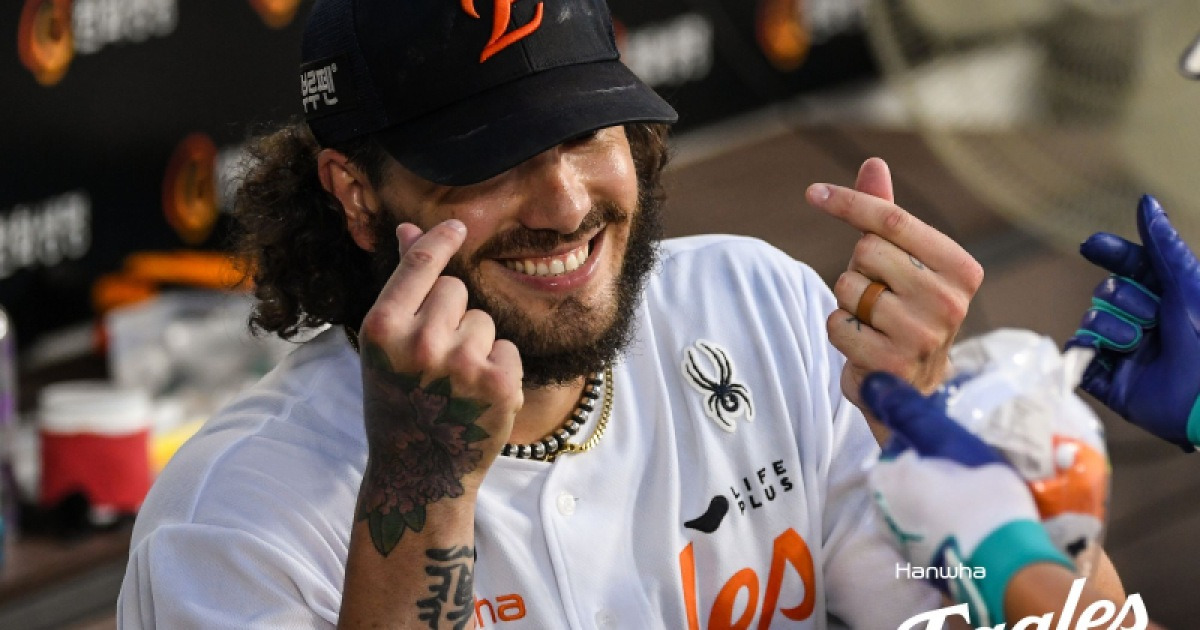 '韓 MVP' 폰세, 일본에선 왜 못했나? "야구가 즐겁지 않았다, 가족 같은 유대감 부족했어"