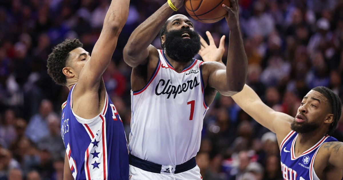 [매거진] 점프볼x바스켓볼다이제스트 : 늙은 클리퍼스의 몰락, 젊고 빠른 토론토의 선전