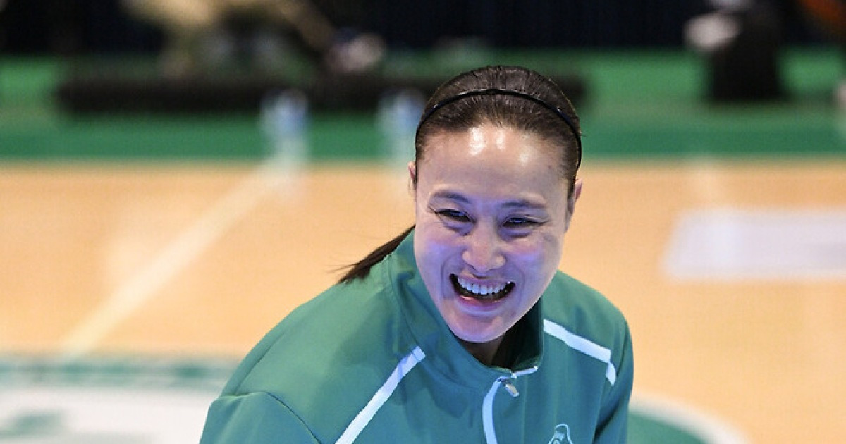 [기록] ‘601번째 코트 밟았다!’ 리빙 레전드 하나은행 김정은, WKBL 역대 최다 출전 1위 등극