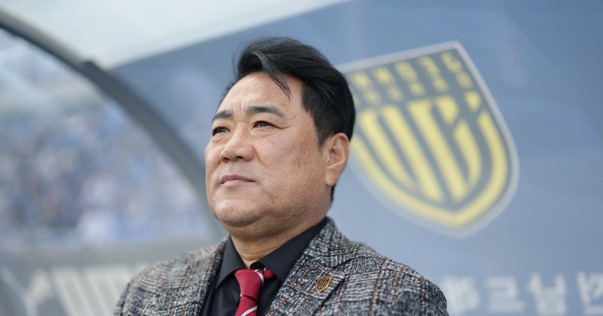 잔류 이어 감독 선임도 '당한' 울산 HD, 돌고→돌고→돌고 또 돈 후 김현석 감독 내정