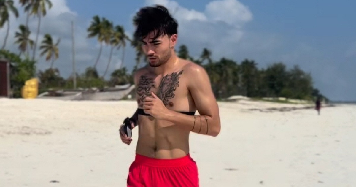 '대한민국 최초 혼혈' 카스트로프 애국심 초대박, 국대 유니폼 입고 상탈 맹훈련...'홍명보호 약점' 윙백 가능성