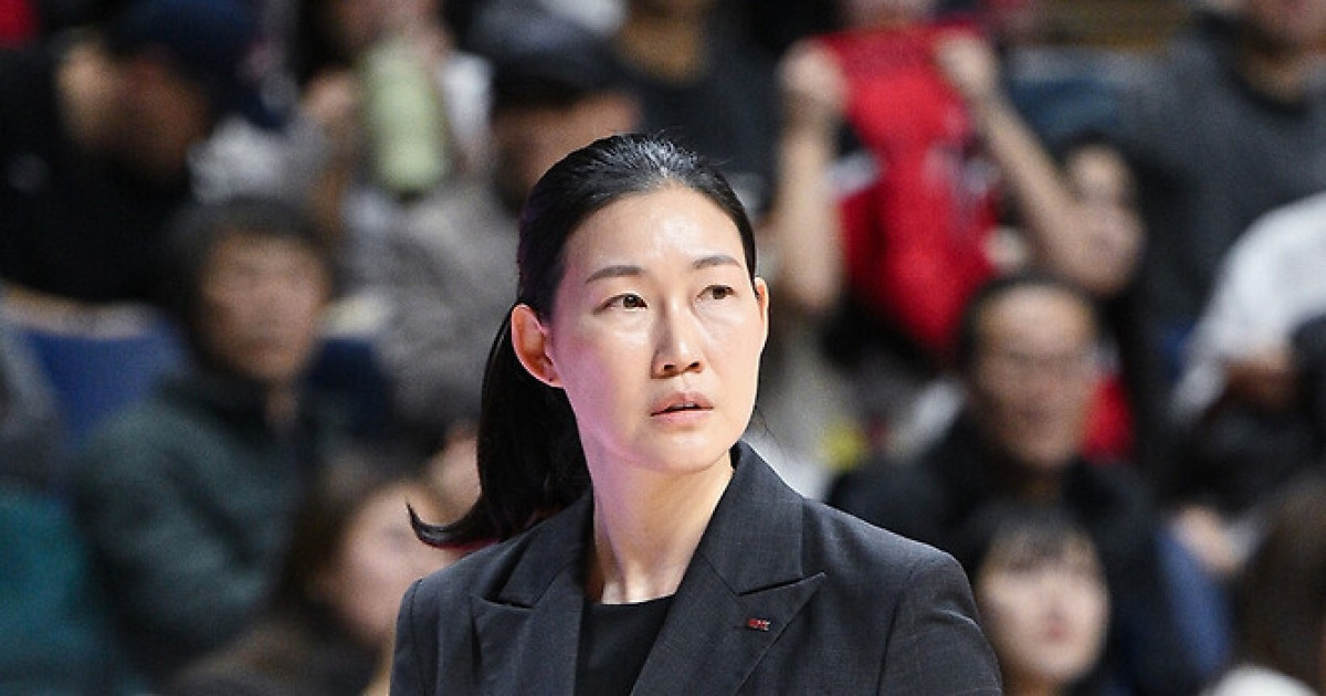 ‘쓰라린 연패’ 박정은 감독 “수비 집중력 올려야 한다”