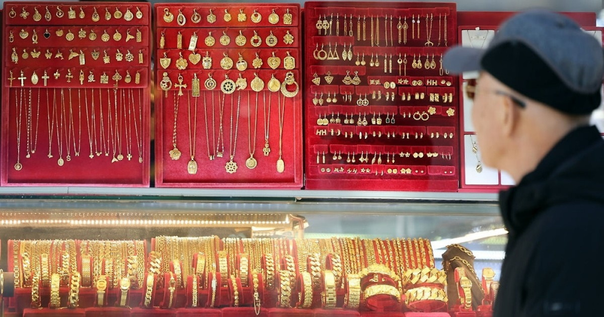 금값 상승 관련 이미지