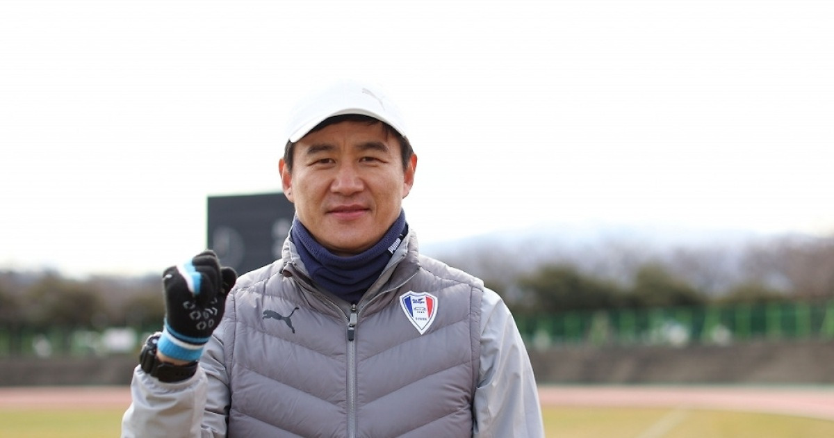 K리그 사령탑 교통 정리는 끝났다…울산은 김현석, 2부 강등된 수원FC는 박건하