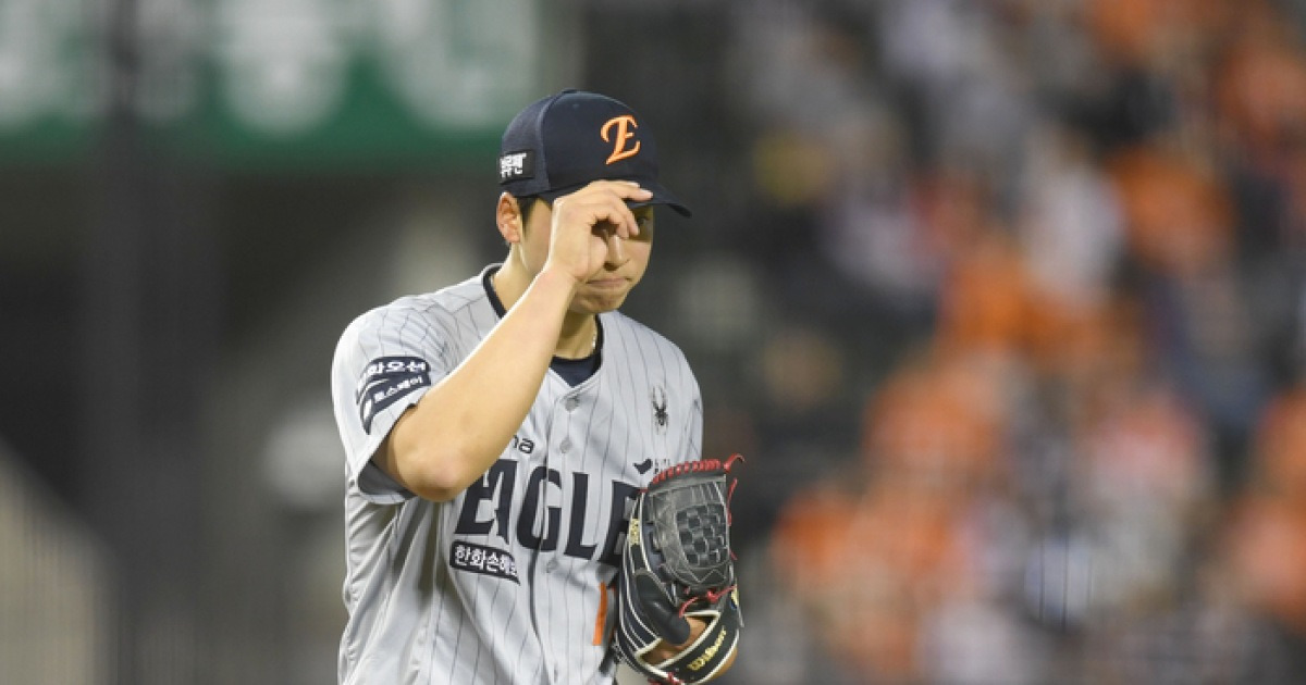 운명의 시계 째깍째깍, 위태로운 ‘78억’ 엄상백…이러다가 설 자리 잃겠어요 [SS시선집중]