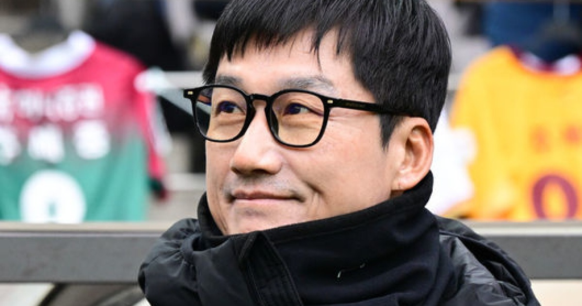 '내부 반목→승격 3수' 수원삼성, '광주와 작별' 이정효 감독 지휘봉 잡나