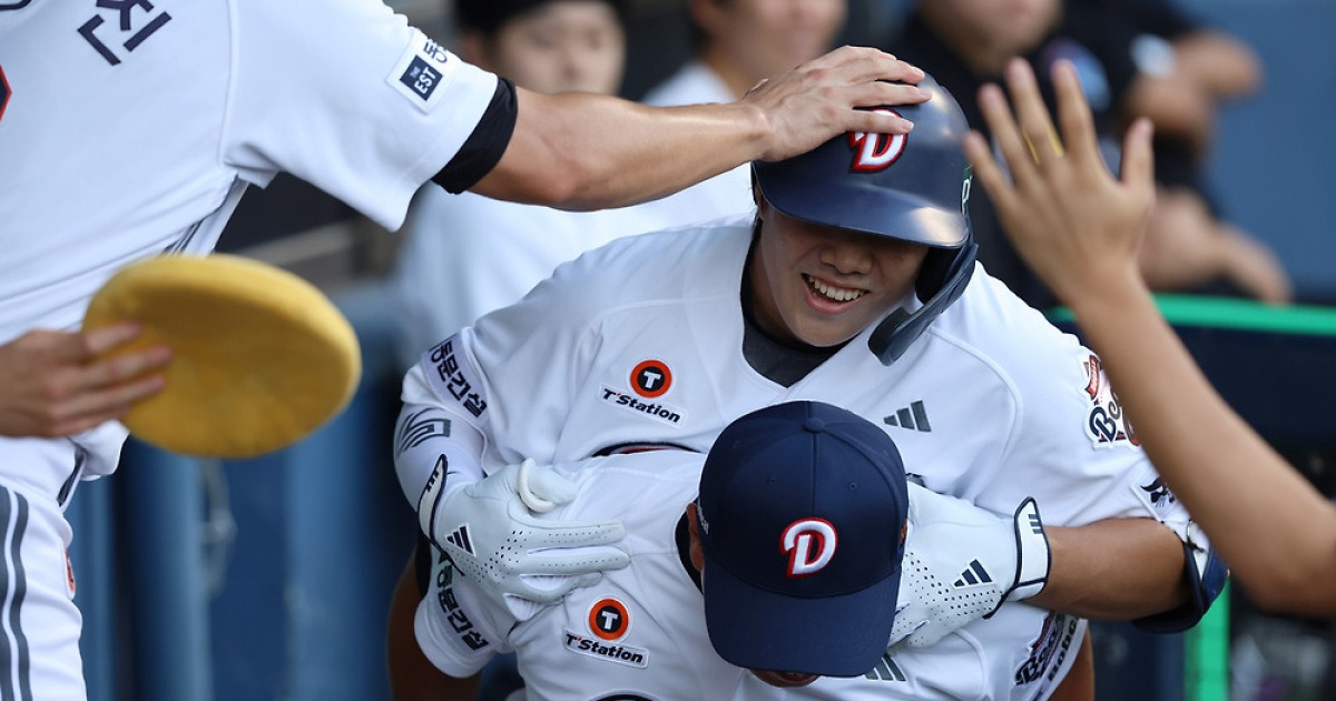 김택연·박준순 뒤를 누가 이을까…내년 두산 ‘루키데이’ 주인공은?